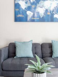 4c428213-729d-496b-be86-08ff20a49034 4c428213-729d-496b-be86-08ff20a49034